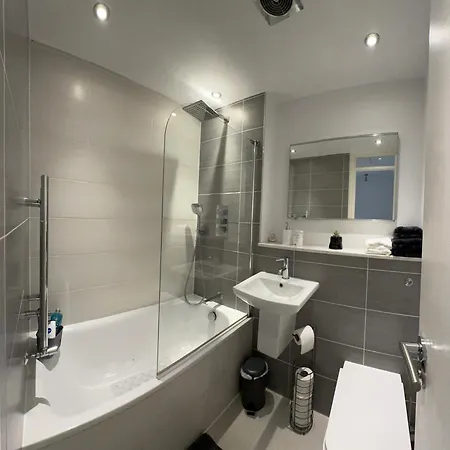 2 Bed House Near Canary Wharf London Exterior photo