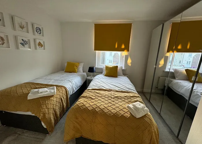 2 Bed House Near Canary Wharf