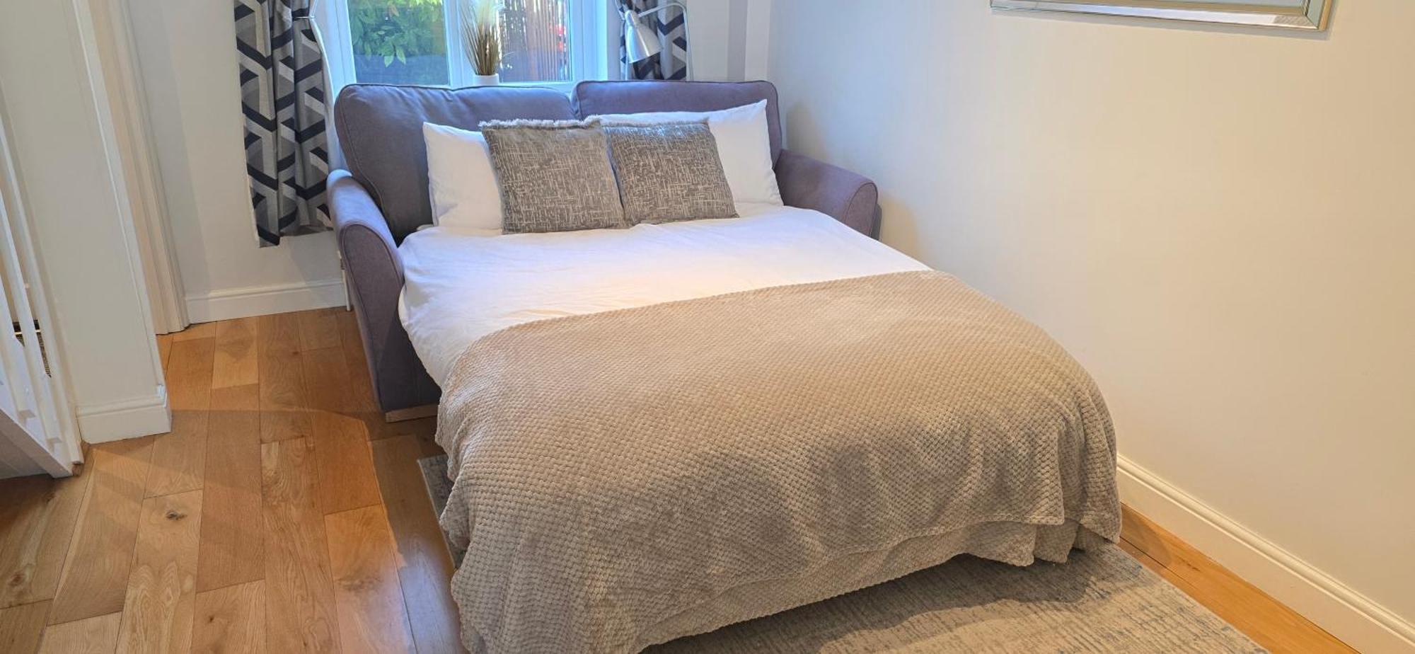 2 Bed House Near Canary Wharf Holiday home London
