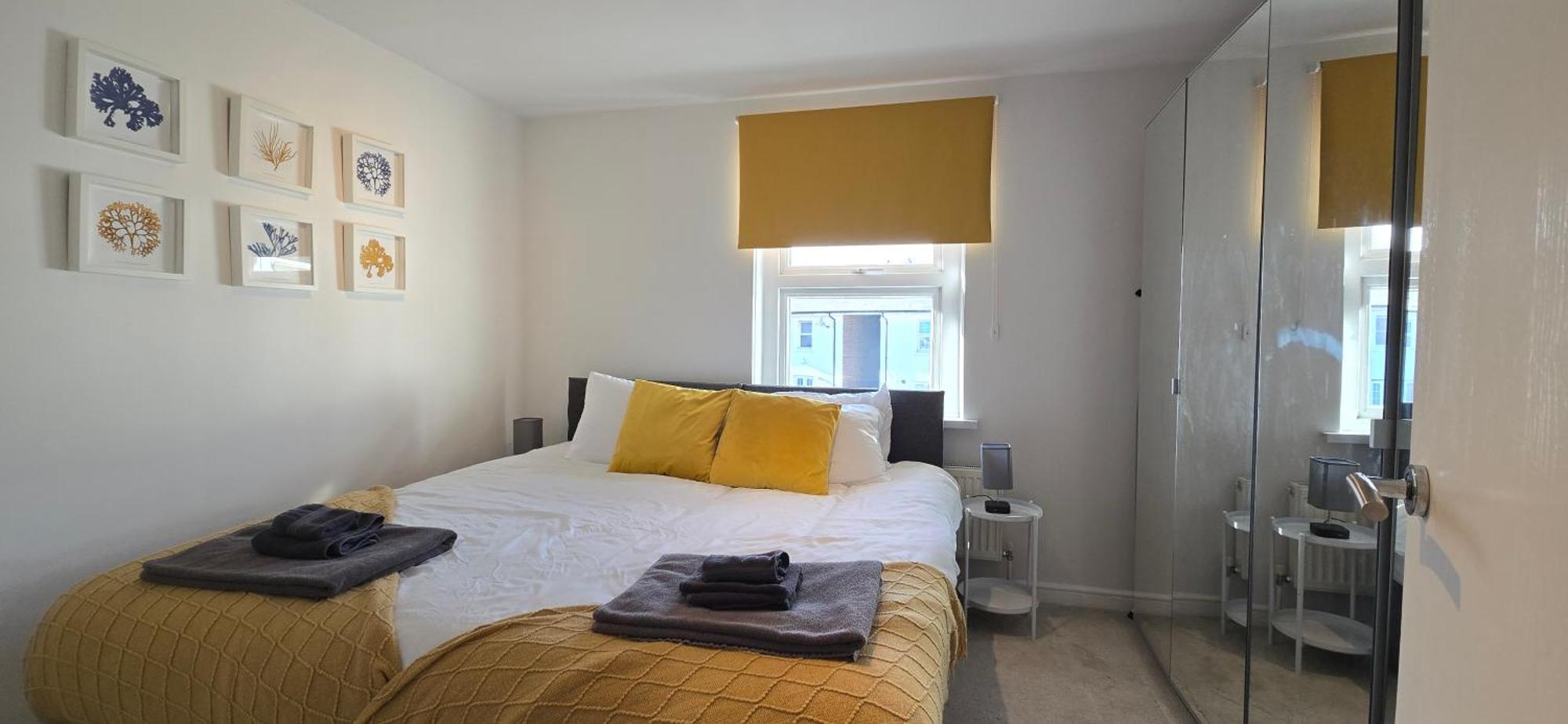 2 Bed House Near Canary Wharf London